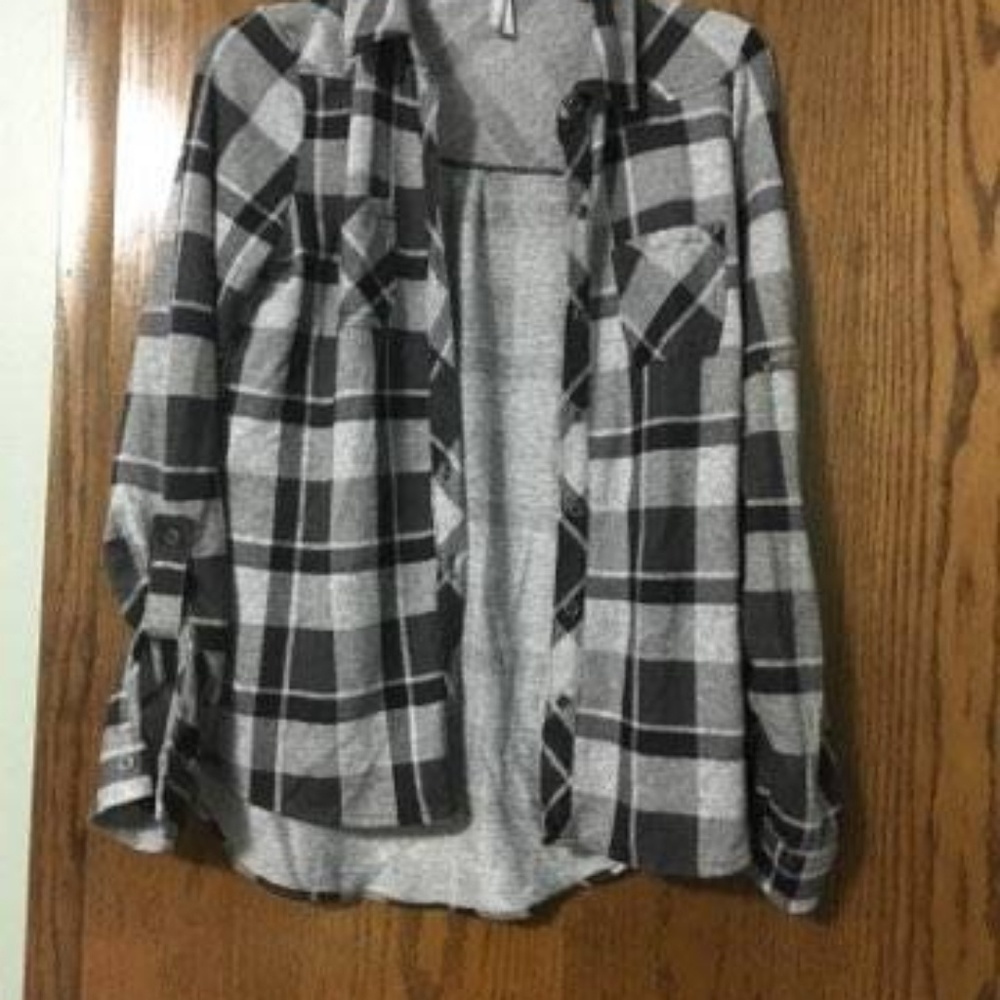 Vanity plaid button up
